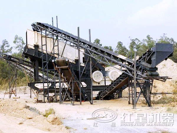 流動嗑（碎）石機現場作業